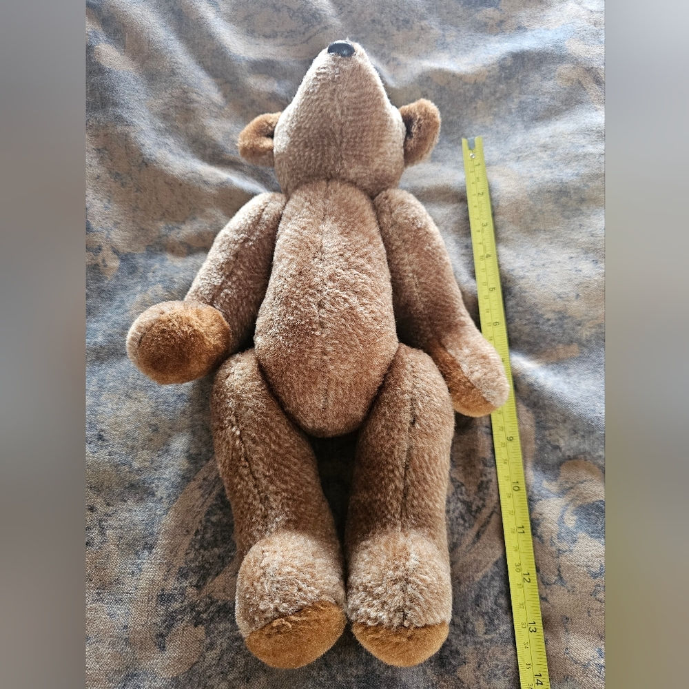 Vintage Bear by NEYSA PHILLIPPI